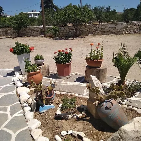 Kikis Dream Refurbished With A Bacony And Sea Views Apartment Chrisi Akti (Paros)