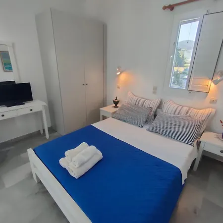 Kikis Dream Refurbished With A Bacony And Sea Views *