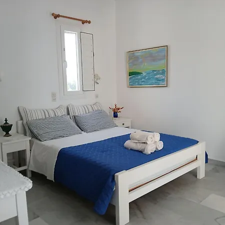 Kikis Dream Refurbished With A Bacony And Sea Views Apartment